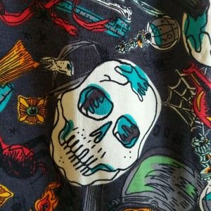 LuLaRoe Halloween Classic T